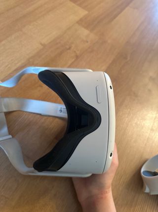 Occhiali VR Meta Quest 2 + Controller