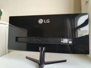 Monitor LG Ultrawide 29"