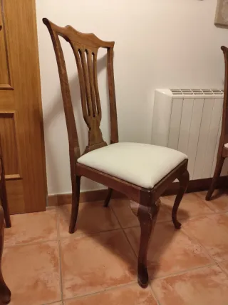 Conjunto 4 sillas comedor madera tapizadas