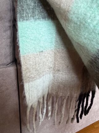 Bufanda Acne Studios cuadros beige y verde