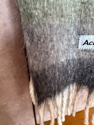 Bufanda Acne Studios cuadros beige y verde