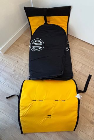 Bolsa de viaje acolchada Doona. Usado una vez