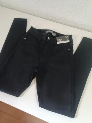 Pantalón skinny negro mujer