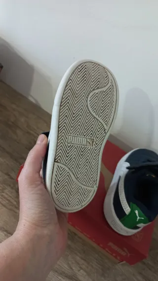 Zapatillas Puma niño talla 23