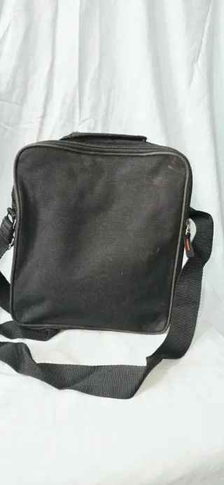 Bolso de hombro negro