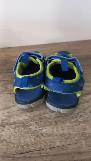 Sandalias niño NICOBОСО talla 23