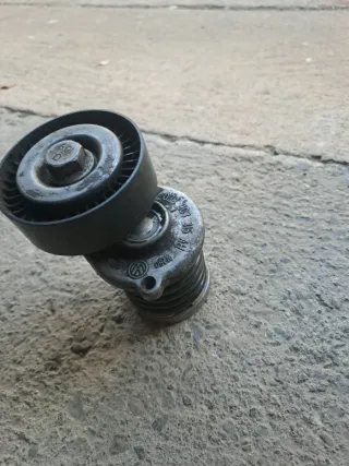 Tensor correa Golf 6  del año 2008 ,110 cv.