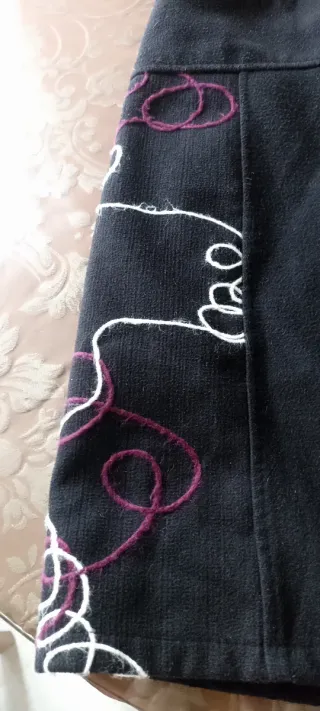 Falda estilo Desigual Talla M