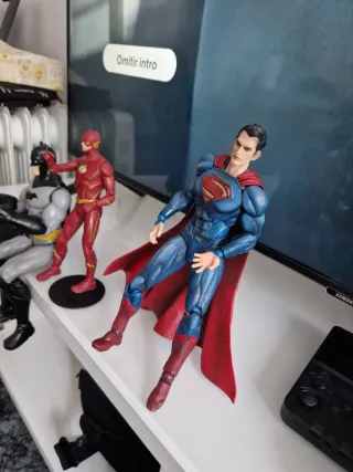 Figuras Superman y Flash
