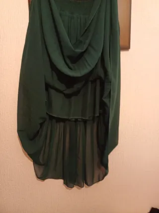 Falda verde estilo crespón