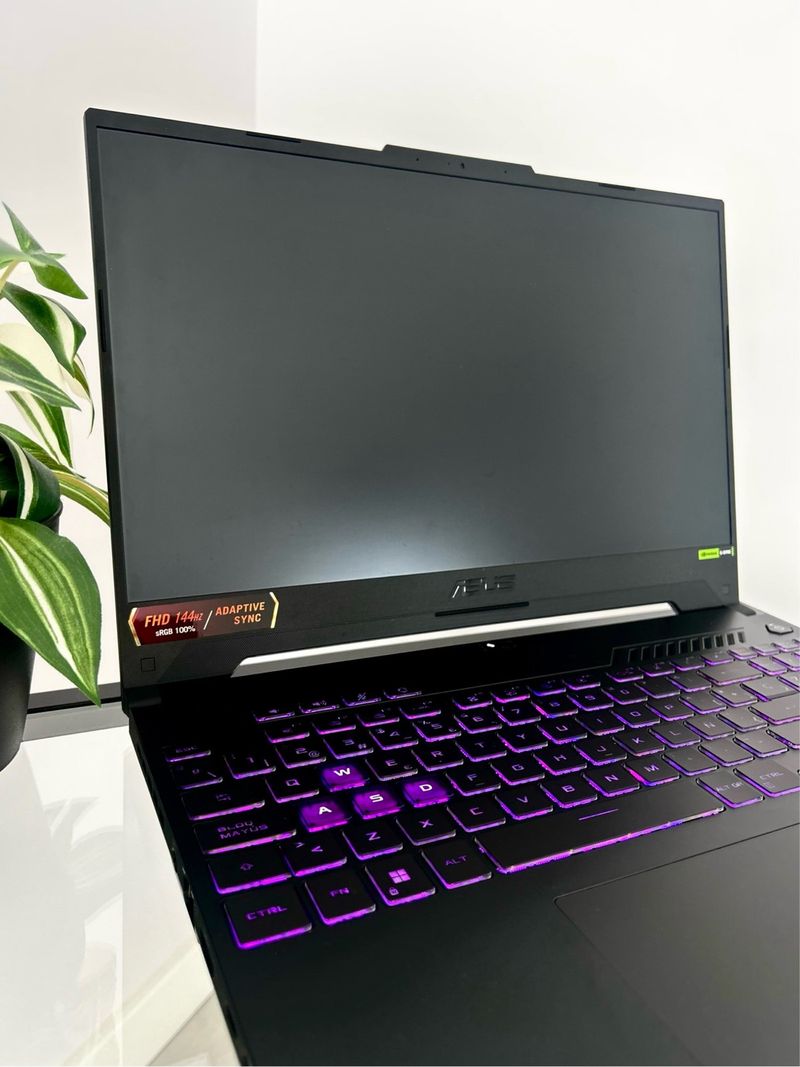 ASUS TUF Gaming A15 FA507NV Portátil