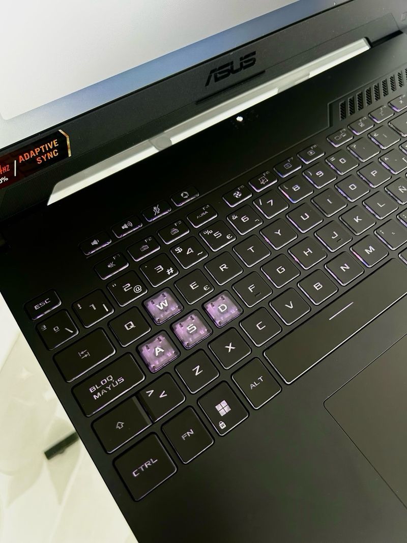 ASUS TUF Gaming A15 FA507NV Portátil afbeelding 2