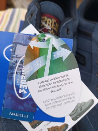 Zapatos tipo Skate Marca Paredes talla 42