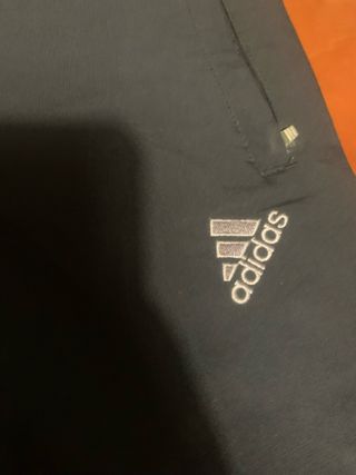 Conjunto Adidas Chaqueta y Pantalón Gris/Negro