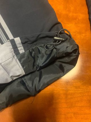 Conjunto Adidas Chaqueta y Pantalón Gris/Negro