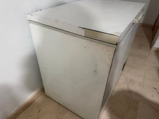 Cafetera Espresso y Congelador 180L