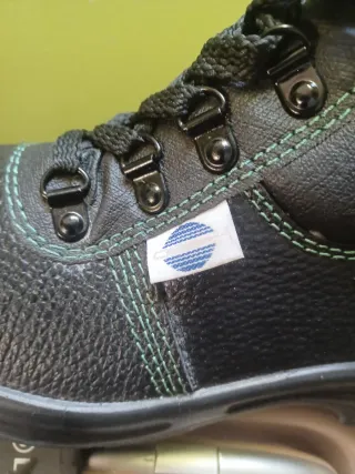 Zapato de trabajo negro talla 41