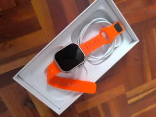 Apple Watch Ultra per parti