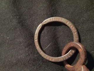 Antico lucchetto pubblicitario