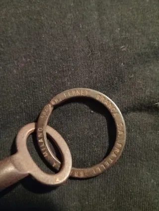 Antico lucchetto pubblicitario