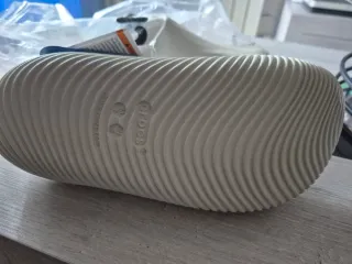 Crocs Mellow Recovery Clog Talla 39/40 Beige