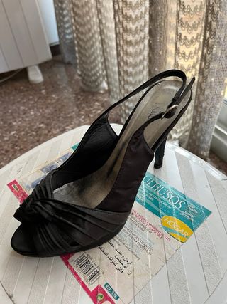 Sandalias negras talla 39