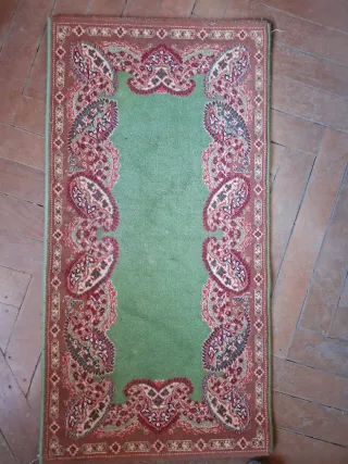 Alfombra dormitorio lana verde y roja