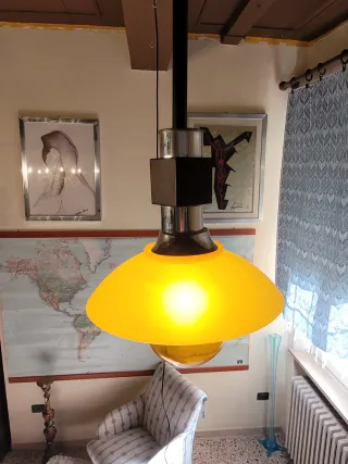 Lampada sospensione anni '70 in Perspex
