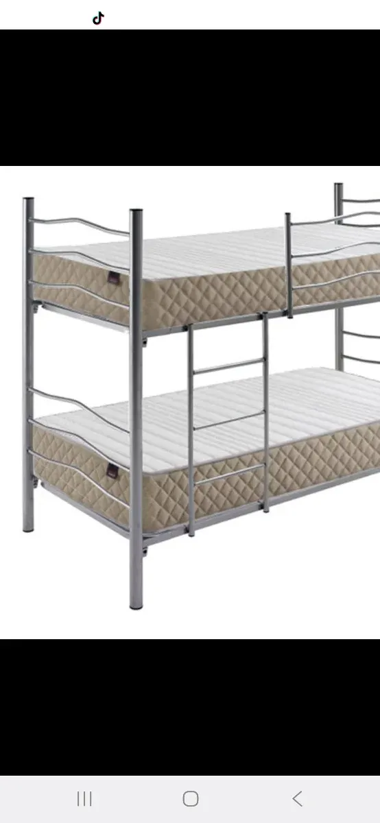 Cómoda 4 cajones madera R&R MOBLES