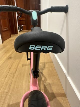Bicicleta de equilibrio BERG MOOV 10 Rosa