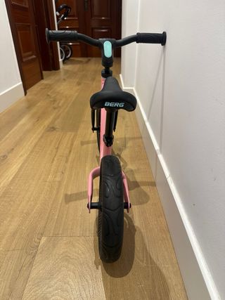 Bicicleta de equilibrio BERG MOOV 10 Rosa