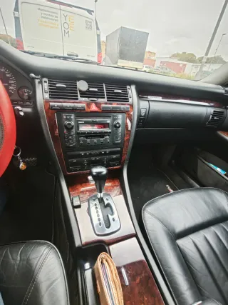 Audi A8 2000