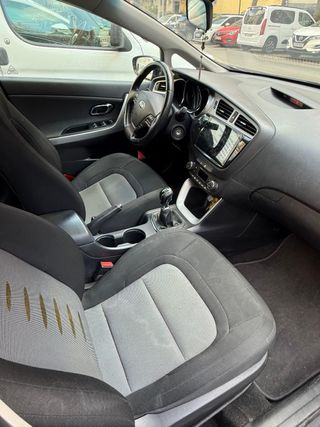 KIA Ceed 2013 1.6 135Cv