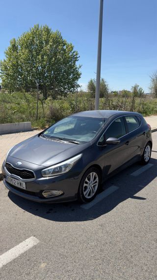 KIA Ceed 2014