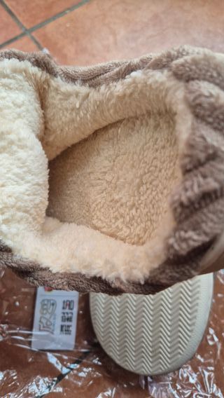 Ciabatte / pantofole calde nuove marroni 42 - 43