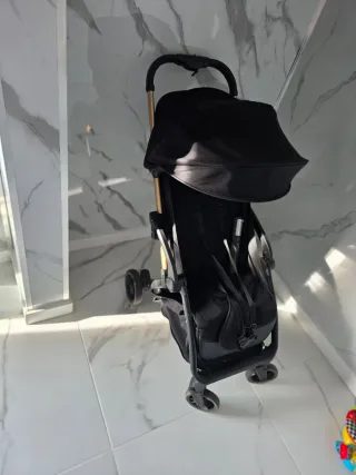 Silla de paseo ligera negra