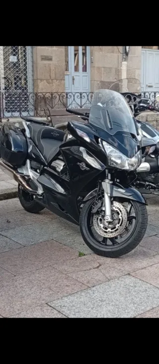 Honda ST1300 Paneuropean Negra