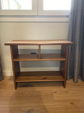 Mueble de madera para recibidor