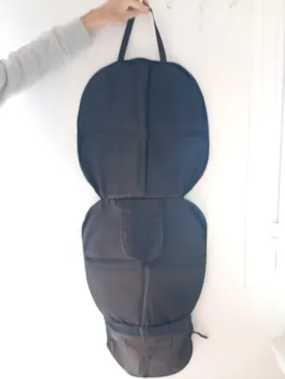 Protector asiento coche sillita