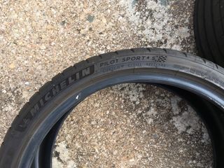 Neumáticos Michelin Pilot Sport 4 225/35 R19