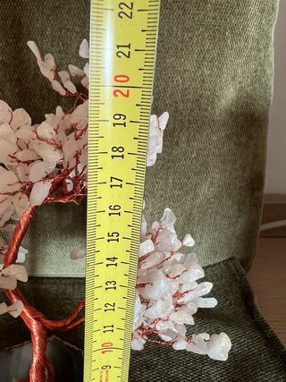 Albero di ciliegio in pietre naturali