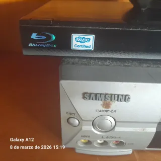 Panasonic Blu-ray 3D y Samsung VHS