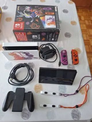 Nintendo Switch OLED Edizione Speciale Pokémon