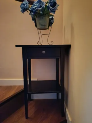 Mesitas de noche de madera negras