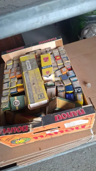 Lote Válvulas Radio Antiguas Philips Manou