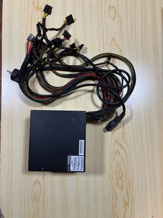 Fuente de Alimentación EVGA 600W