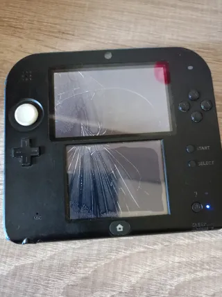 Nintendo 2DS per parti