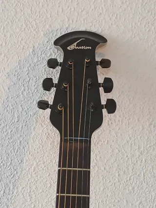 Guitarra Ovation Electroacústica + Funda