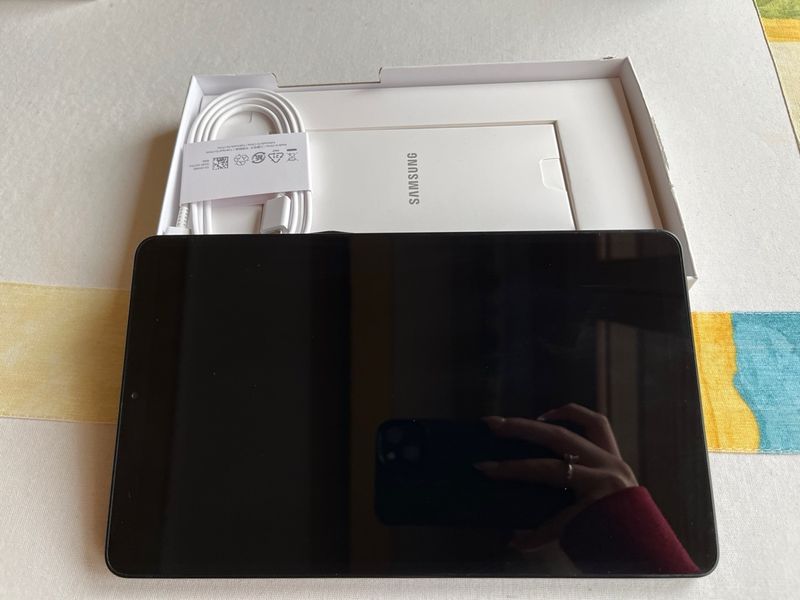 Samsung Galaxy Tab A9 Gris Nueva afbeelding 2