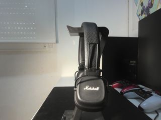 Cascos Marshall Bluetooth Negros